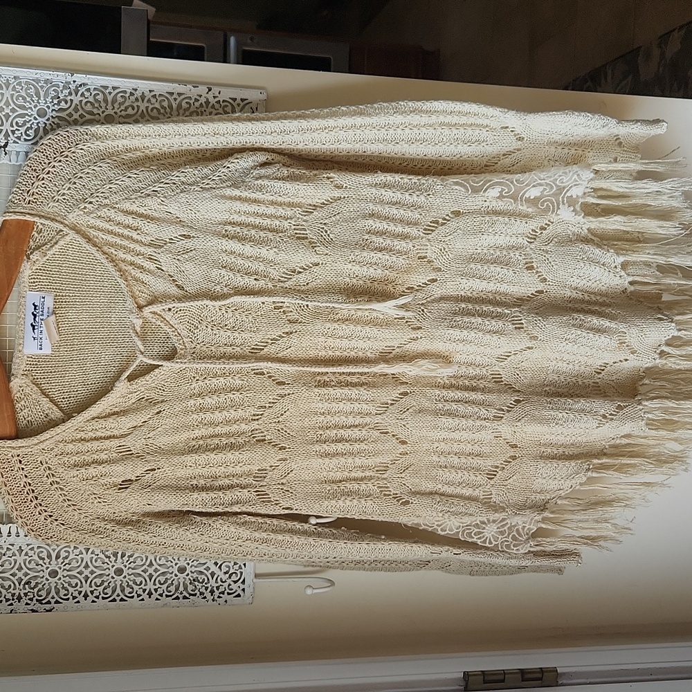 Back In The‎ Saddle Womens Sweater sz S Cream